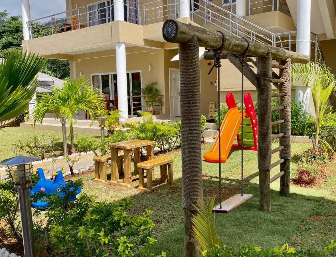 Tropical Hideaway Aparthotel Бо Валон Екстериор снимка