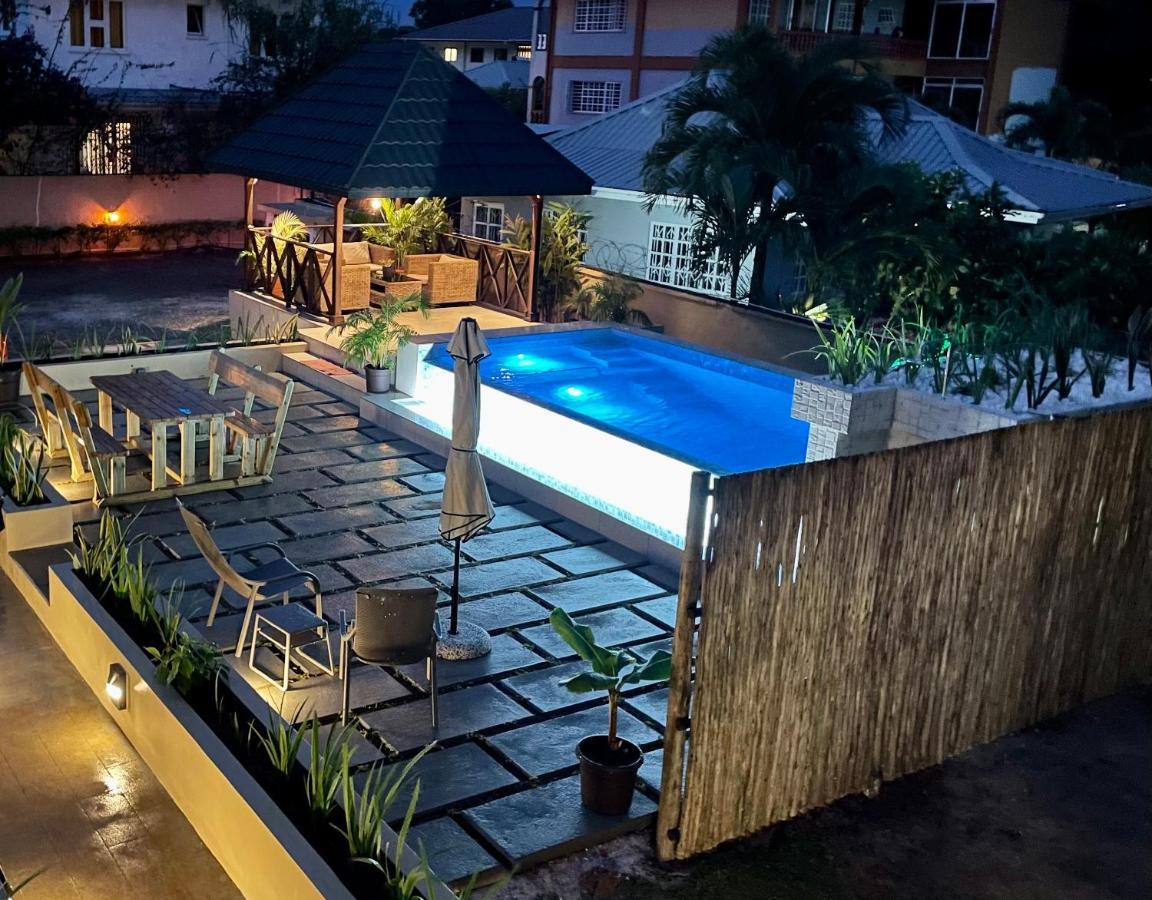 Tropical Hideaway Aparthotel Бо Валон Екстериор снимка