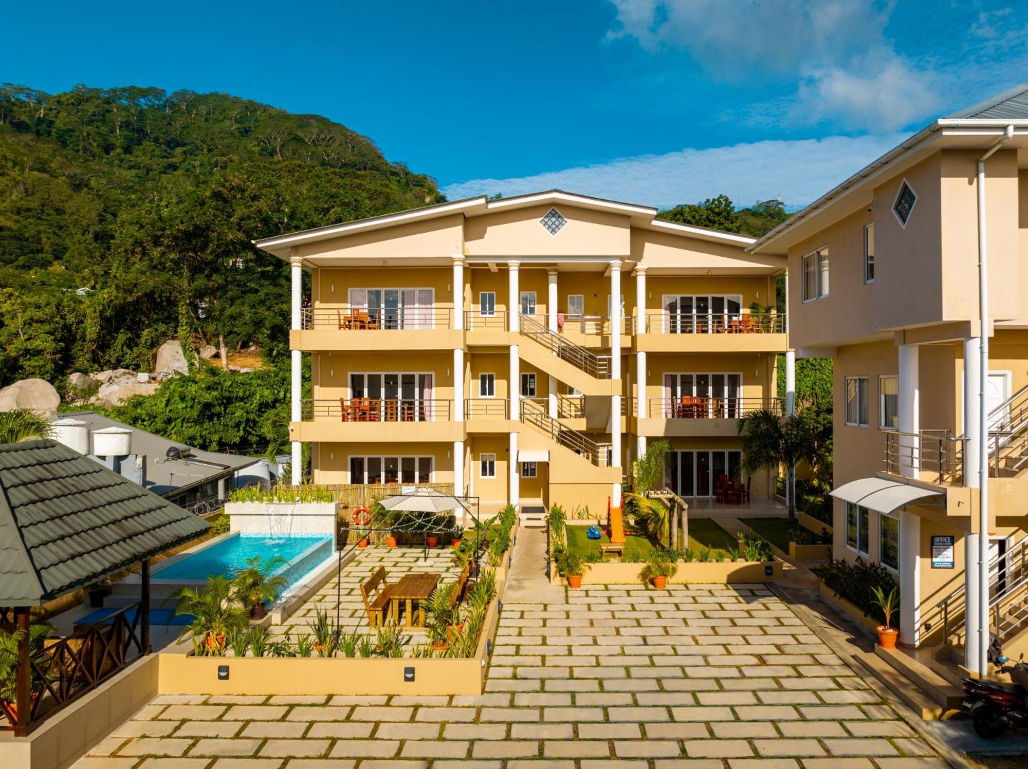 Tropical Hideaway Aparthotel Бо Валон Екстериор снимка