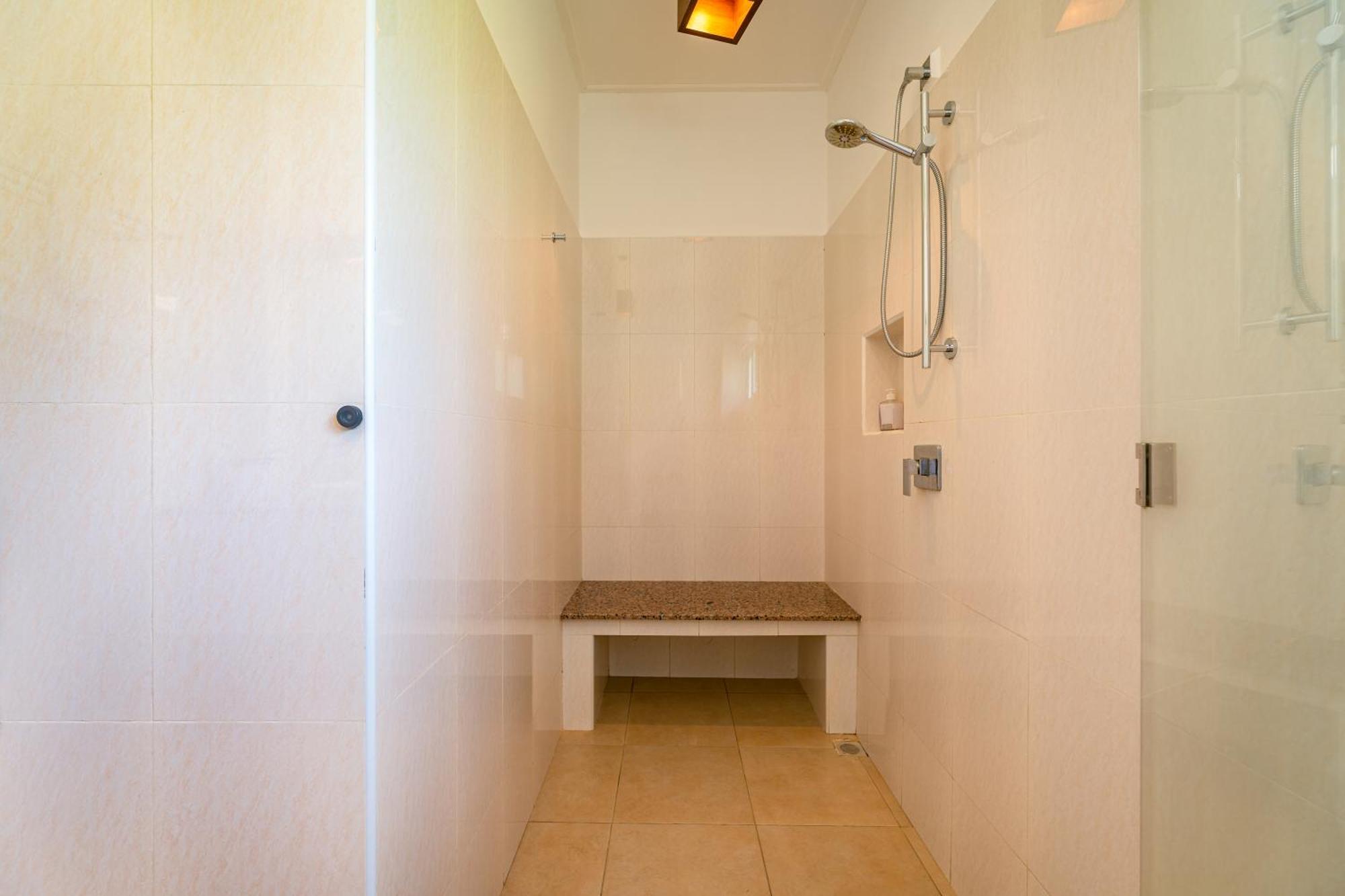 Tropical Hideaway Aparthotel Бо Валон Екстериор снимка