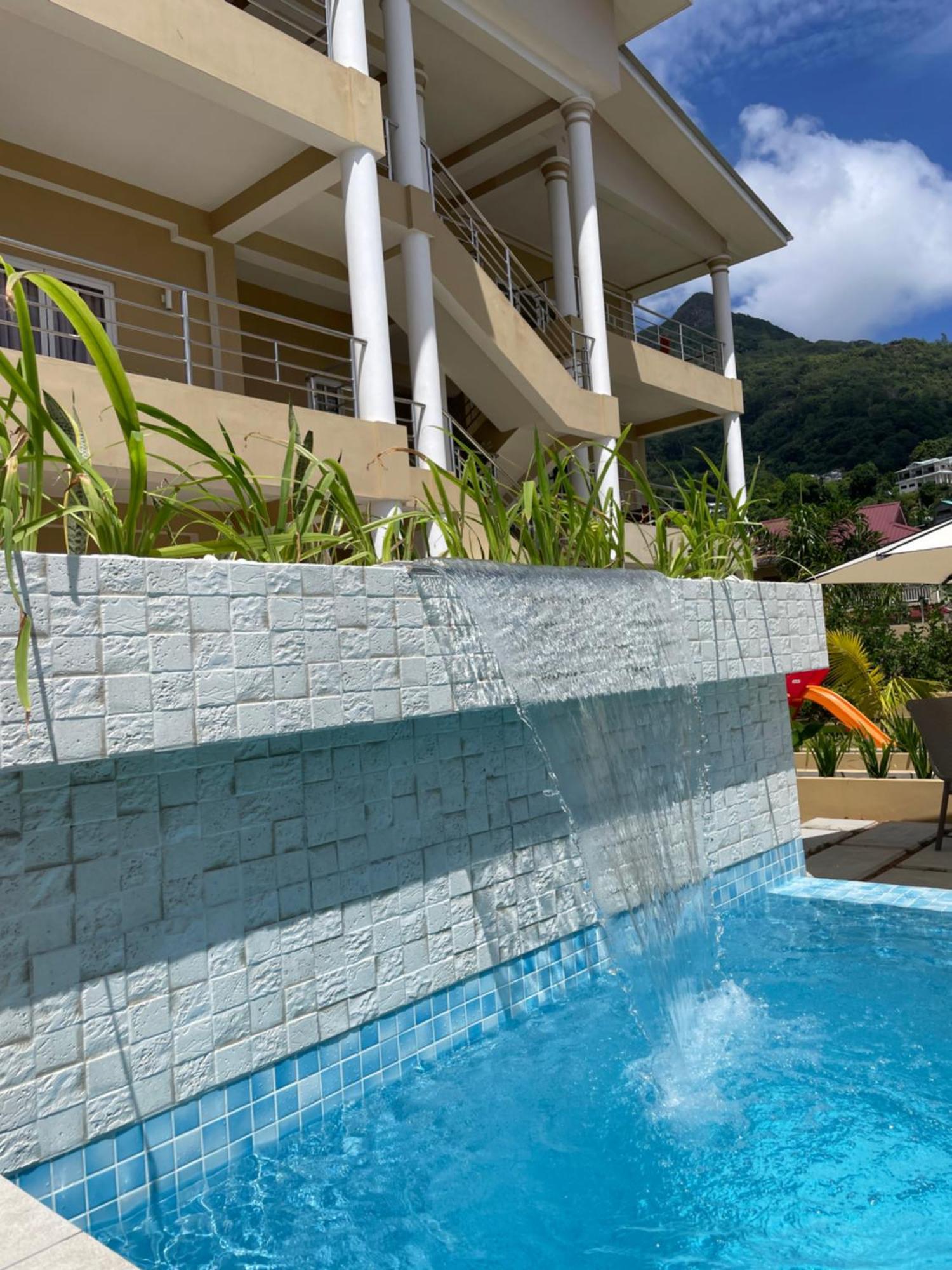 Tropical Hideaway Aparthotel Бо Валон Екстериор снимка
